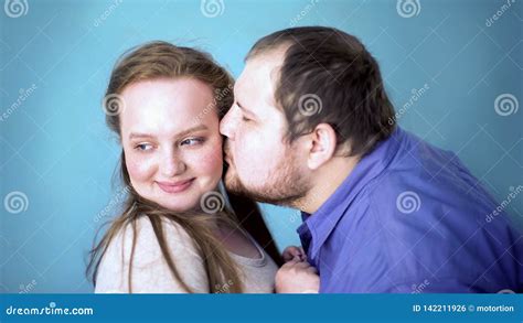 bbw kiss